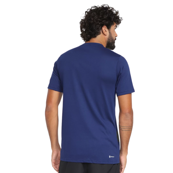 Camiseta Adidas Essentials Logo Camuflado Azul Escuro - Image 2