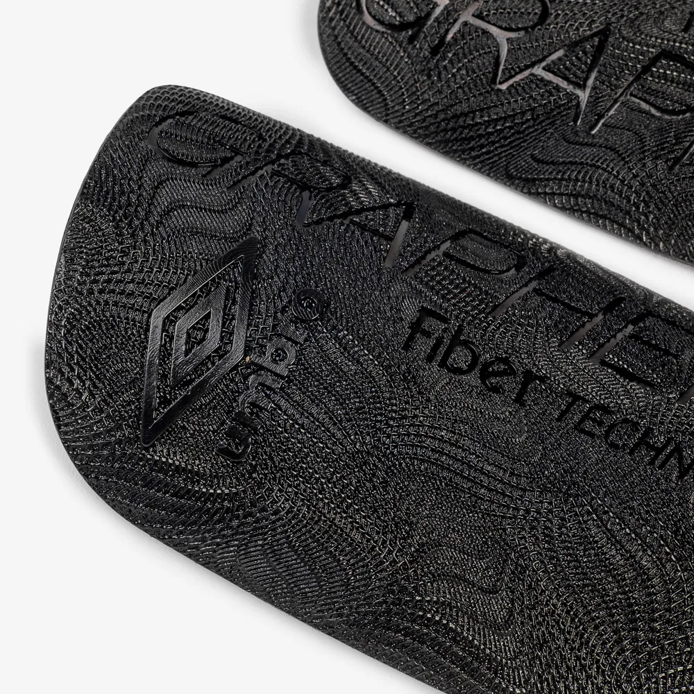 Caneleira Umbro Graph Pro - Image 3