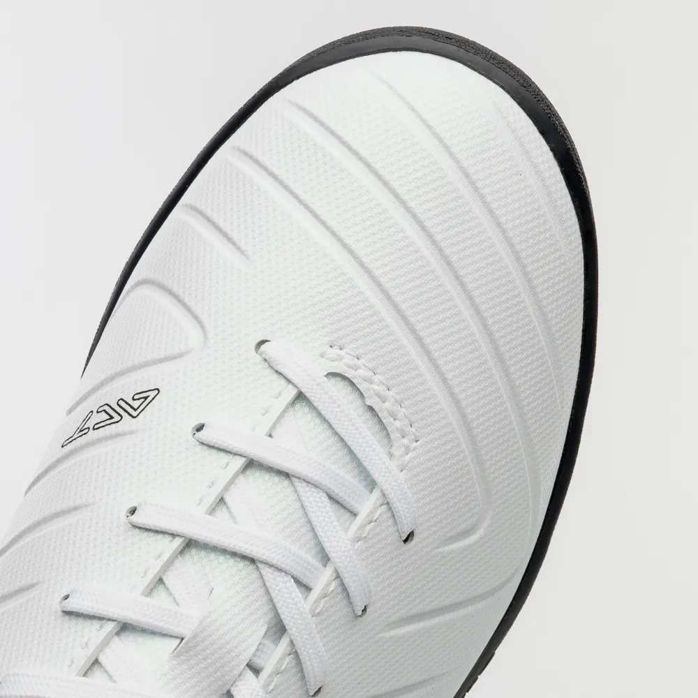 Chuteira Society Umbro Fifty VI Branca - Imagem 5